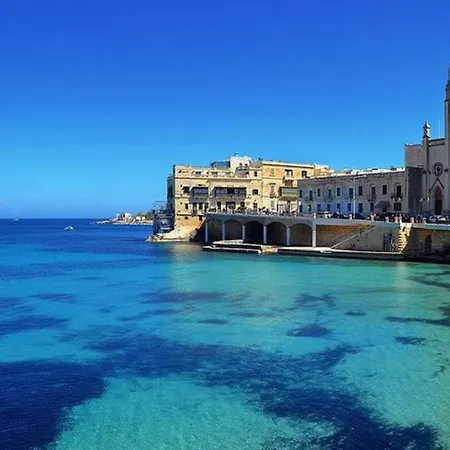 Elegant Penthouse Panoramic Terrace Apartment Sliema