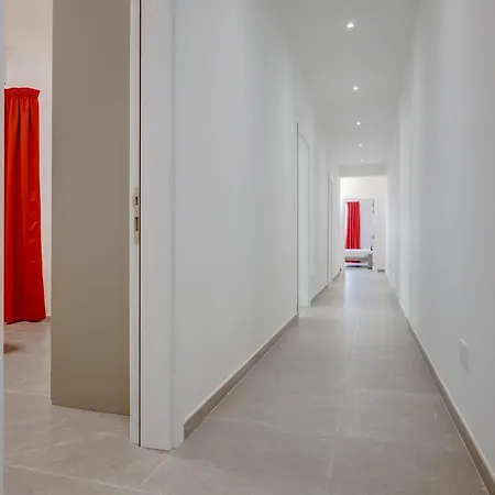 Elegant Penthouse Panoramic Terrace Sliema