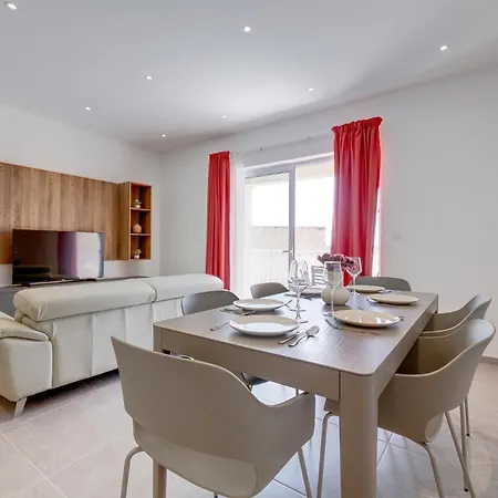 Elegant Penthouse Panoramic Terrace By Buena Vista * Sliema