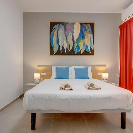 Elegant Penthouse Panoramic Terrace Daire Sliema