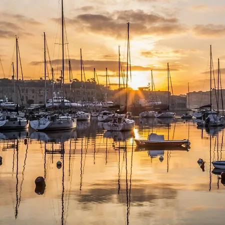 Elegant Penthouse Panoramic Terrace 公寓 *